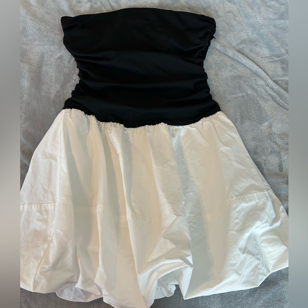 Steve Madden strapless dress for teen. Size M